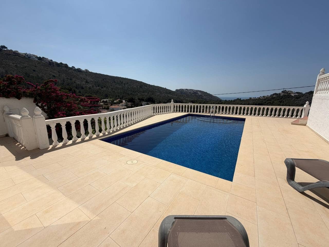 4 bedroom Villa for sale in Moraira with pool garage - € 979,000 (Ref: 8907110)