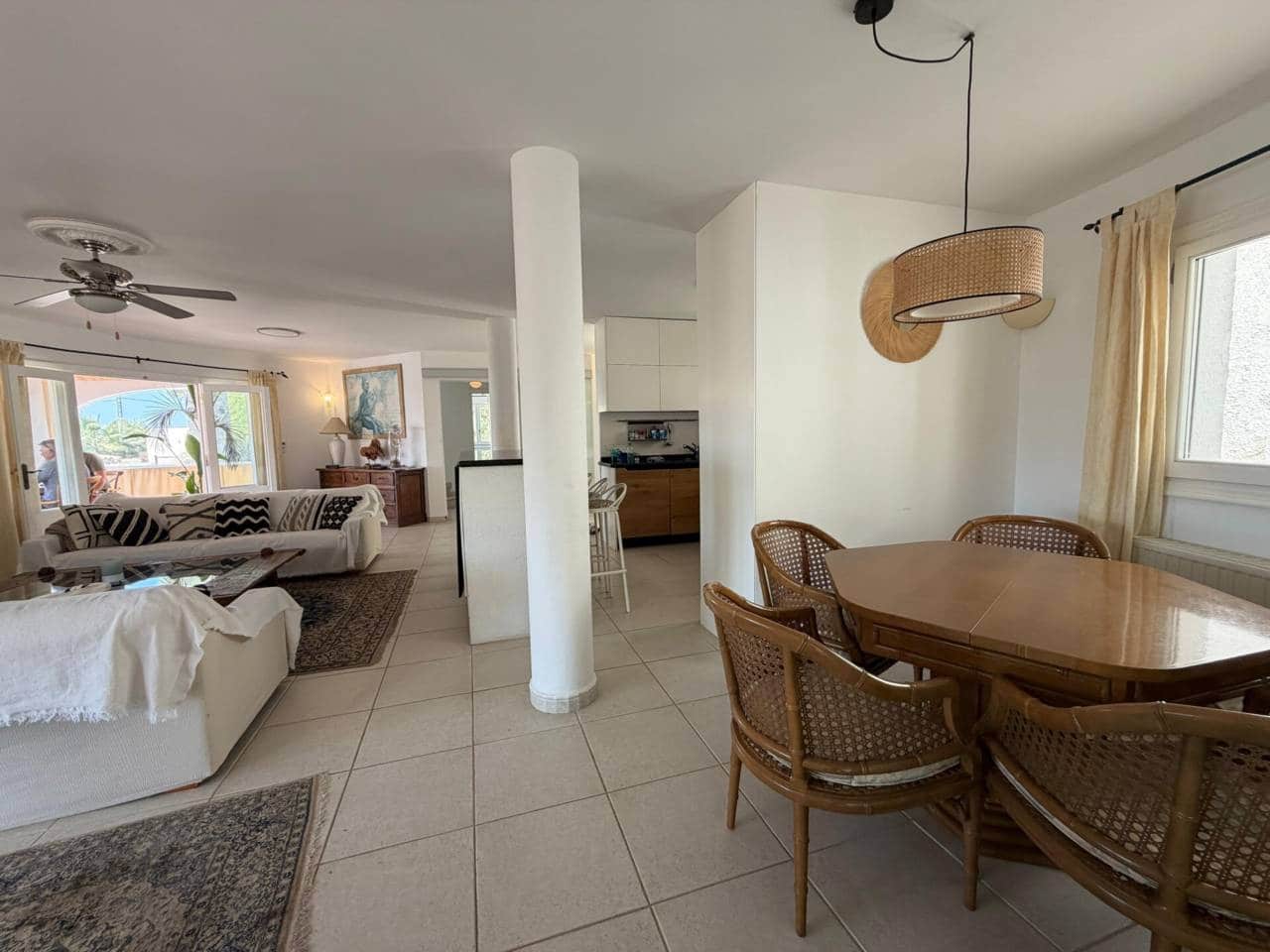 4 bedroom Villa for sale in Moraira with pool garage - € 979,000 (Ref: 8907110)