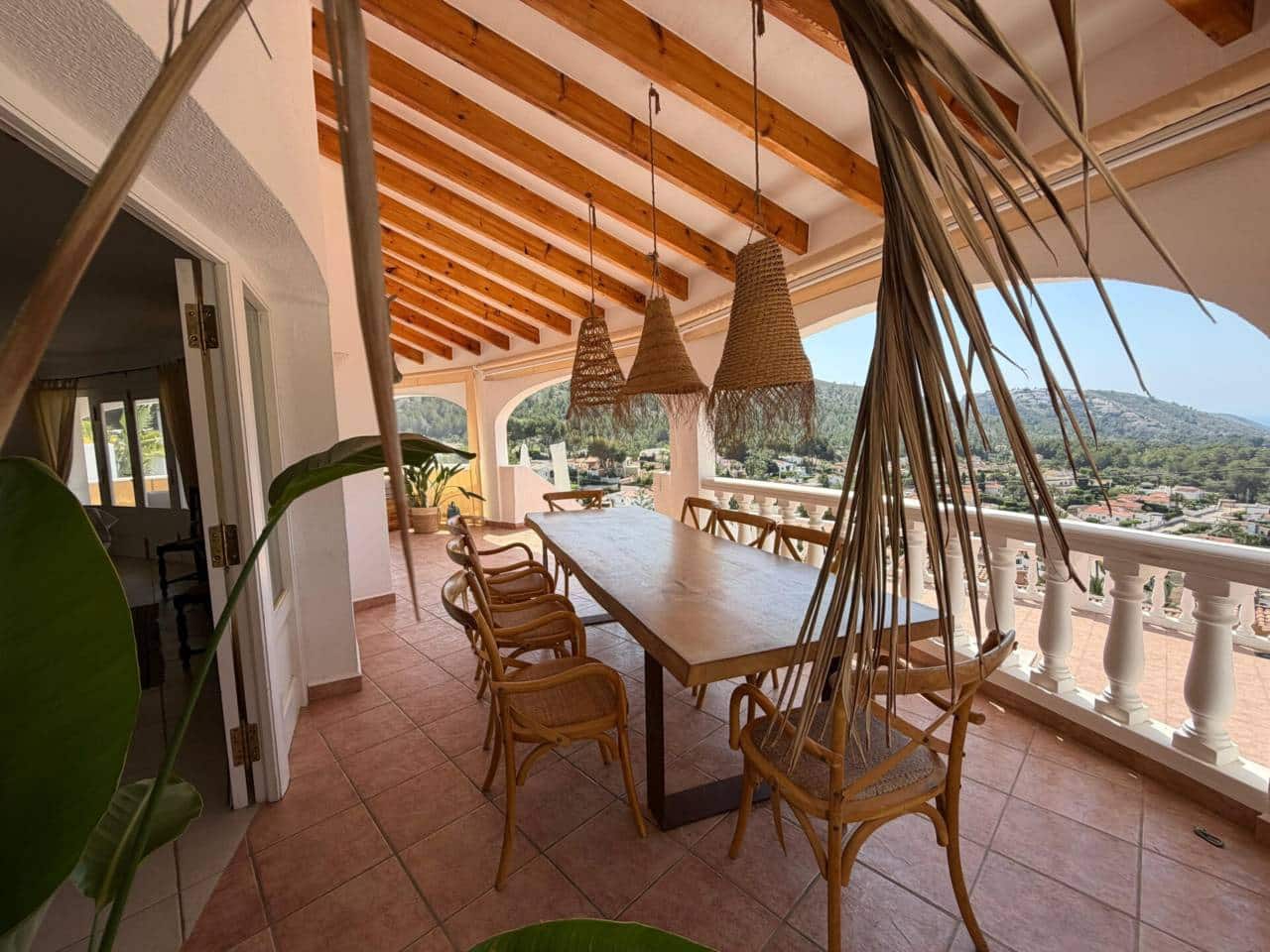 4 bedroom Villa for sale in Moraira with pool garage - € 979,000 (Ref: 8907110)