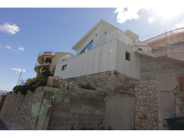 2 chambre Villa/Maison à vendre à Maryvilla, Calpe / Calp avec piscine - 450 000 € (Ref: 8910709)