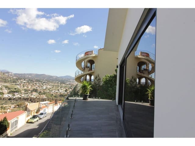 2 chambre Villa/Maison à vendre à Maryvilla, Calpe / Calp avec piscine - 450 000 € (Ref: 8910709)