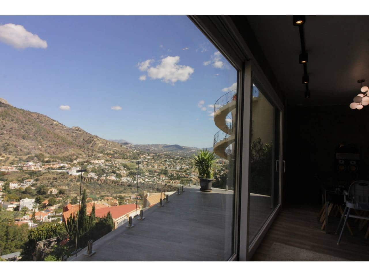 2 chambre Villa/Maison à vendre à Calpe / Calp avec piscine - 450 000 € (Ref: 8910709)