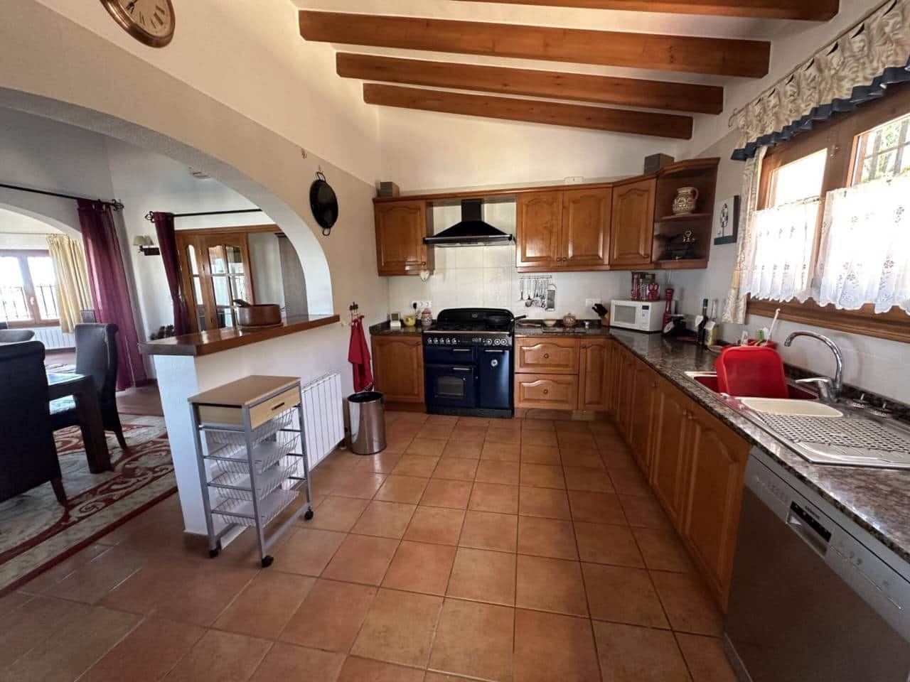 3 soveværelse Villa til salg i Monte Pego med swimmingpool garage - € 560.000 (Ref: 8998295)