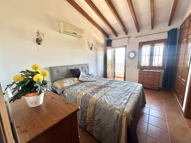 3 sovrum Villa till salu i Monte Pego, Pego med pool garage - 560 000 € (Ref: 8998295)