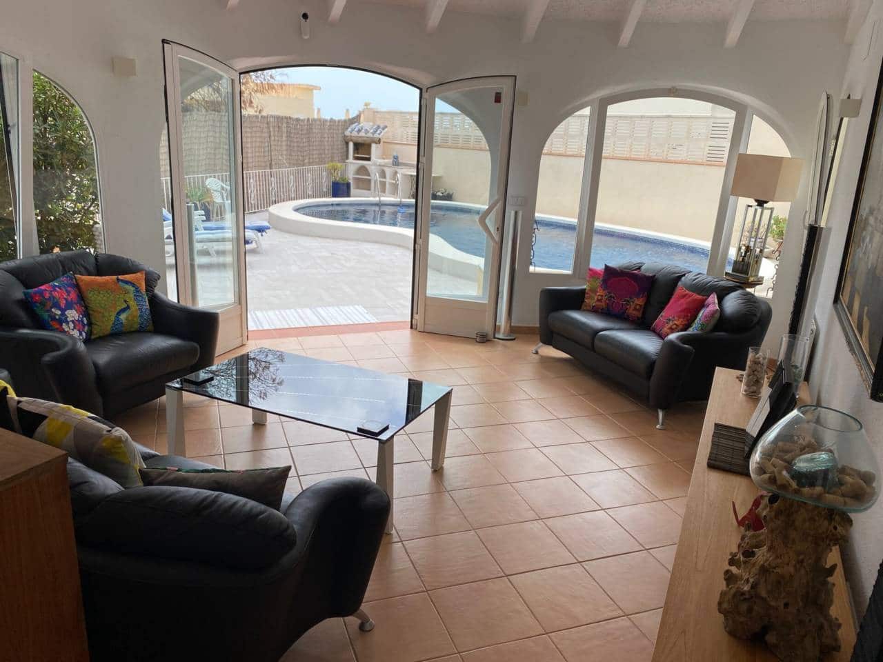 4 soveværelse Villa til salg i Calpe / Calp med swimmingpool garage - € 650.000 (Ref: 8998297)