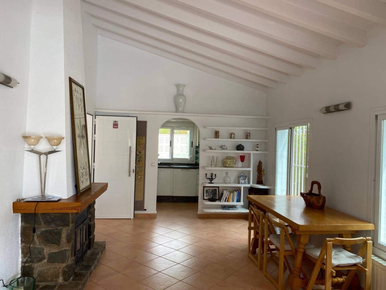 4 soveværelse Villa til salg i Calpe / Calp med swimmingpool garage - € 650.000 (Ref: 8998297)