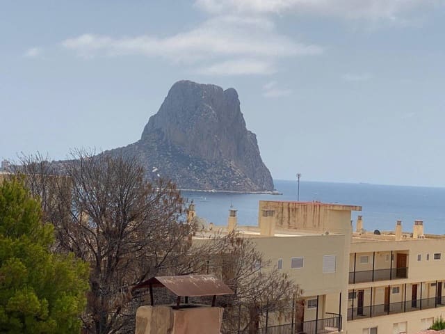 4 soveværelse Villa til salg i Calpe / Calp med swimmingpool garage - € 650.000 (Ref: 8998297)