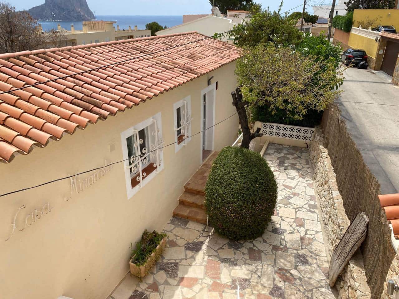 4 soveværelse Villa til salg i Calpe / Calp med swimmingpool garage - € 650.000 (Ref: 8998297)