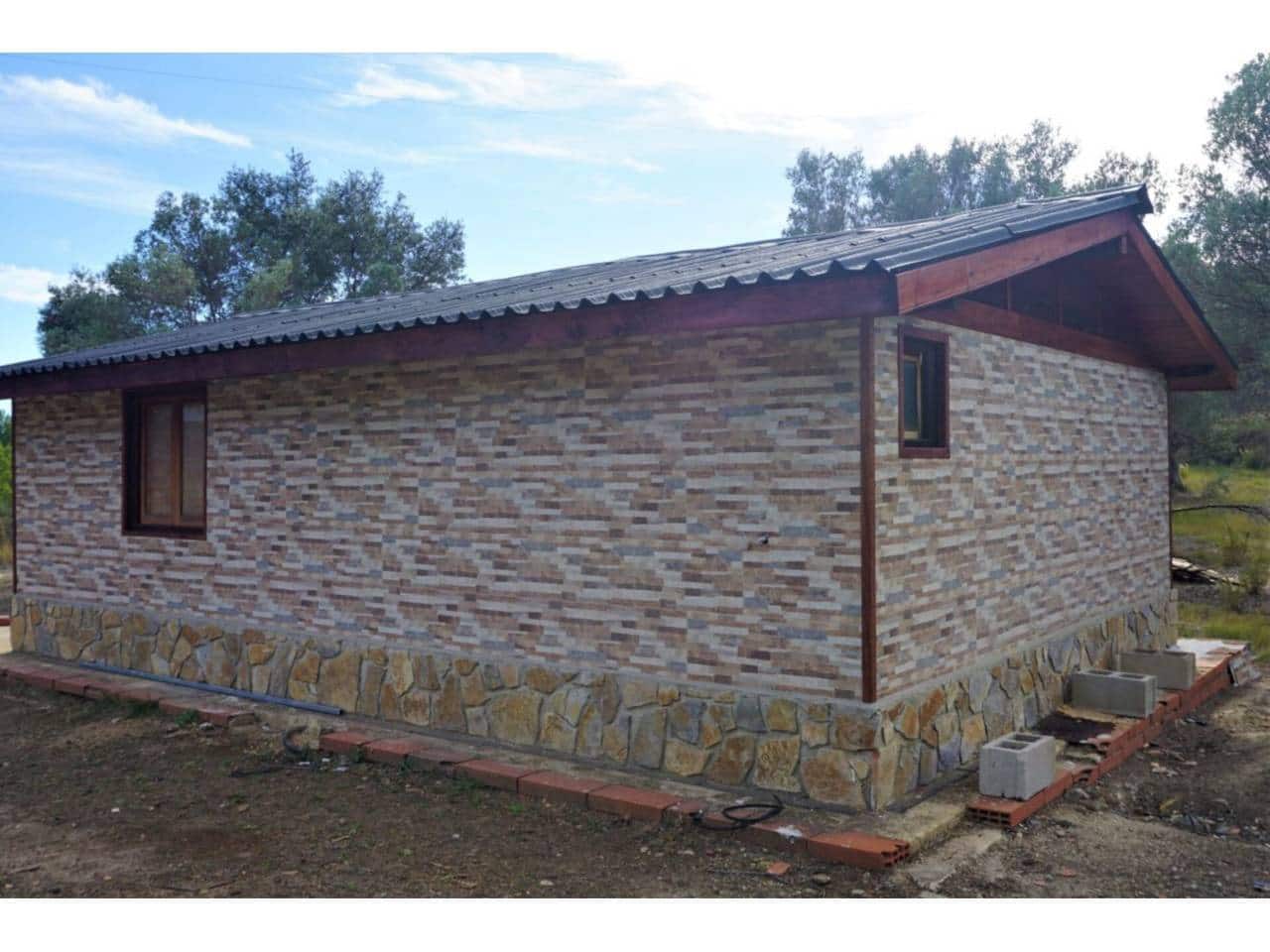 Grunde uden byggetilladelser til salg i Guadalest - € 95.000 (Ref: 9002469)