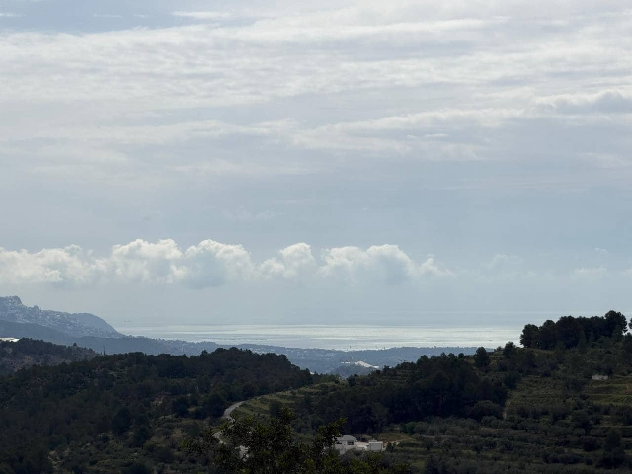 Teren niezagospodarowany na sprzedaż w Guadalest - 95 000 € (Ref: 9002469)