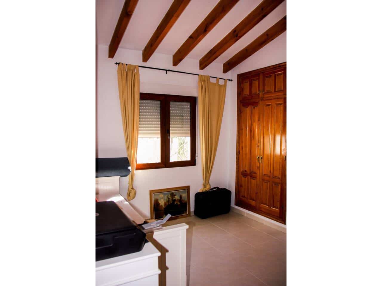 4 soveværelse Villa til salg i Monte Pego med swimmingpool garage - € 560.000 (Ref: 9006614)