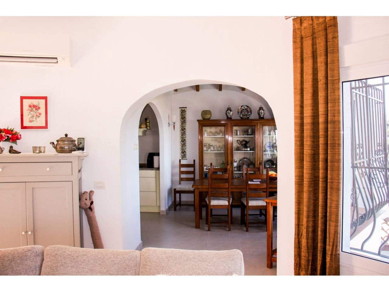 4 soveværelse Villa til salg i Monte Pego med swimmingpool garage - € 560.000 (Ref: 9006614)