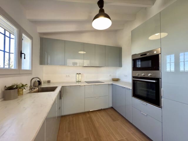 3 camera da letto Villa in vendita in Monte Pego, Pego con piscina garage - 510.000 € (Rif: 9006615)