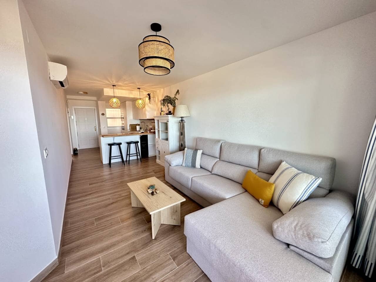 2 soveværelse Lejlighed til salg i Monte Pego med swimmingpool - € 235.000 (Ref: 9009981)