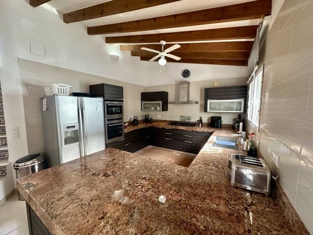 4 bedroom Villa for sale in Monte Pego, Pego with pool garage - € 585,000 (Ref: 9016733)