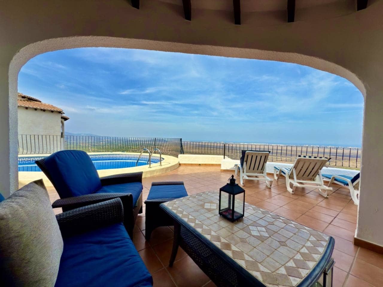 4 camera da letto Villa in vendita in Monte Pego con piscina garage - 585.000 € (Rif: 9016733)