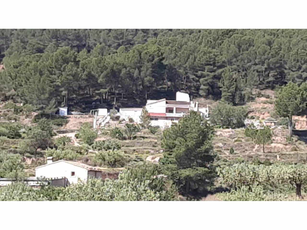 3 chambre Villa/Maison à vendre à Castalla avec garage - 150 000 € (Ref: 9019465)