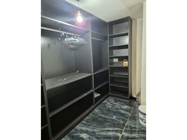 2 soverom Villa til salgs i Oliva med garasje - € 250 000 (Ref: 9024389)