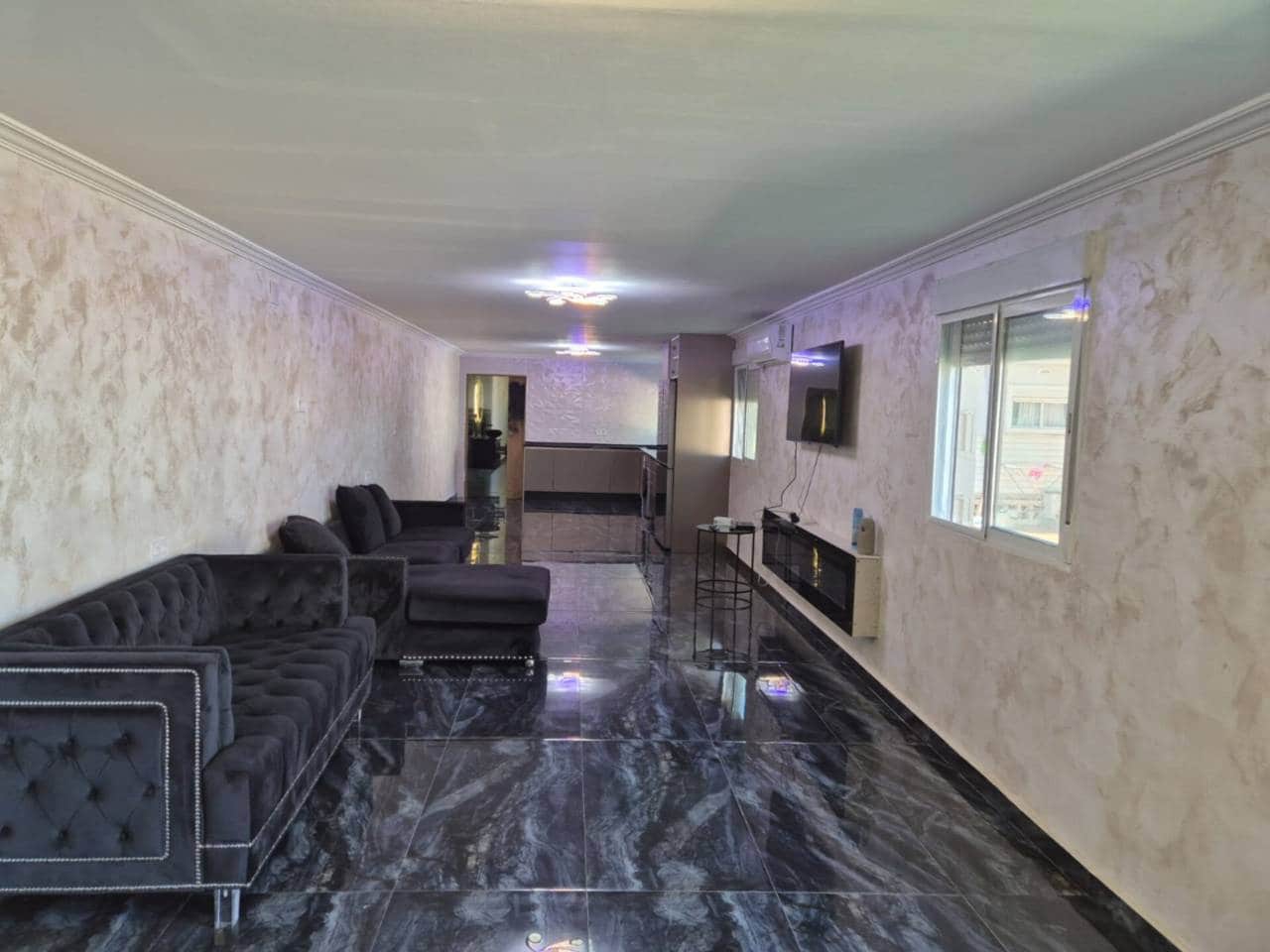 2 soverom Villa til salgs i Oliva med garasje - € 250 000 (Ref: 9024389)