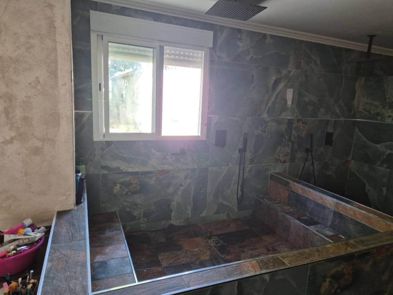 2 soverom Villa til salgs i Oliva med garasje - € 250 000 (Ref: 9024389)