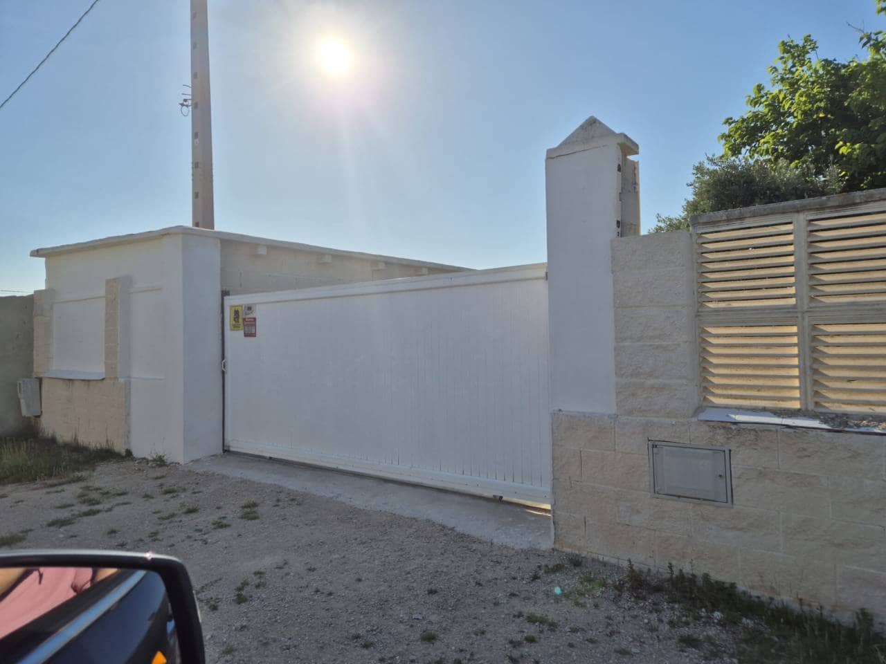 2 soverom Villa til salgs i Oliva med garasje - € 250 000 (Ref: 9024389)