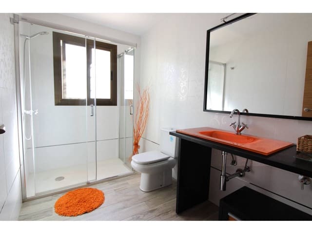 3 soveværelse Villa til leje i Calpe / Calp - € 2.500 (Ref: 9029234)