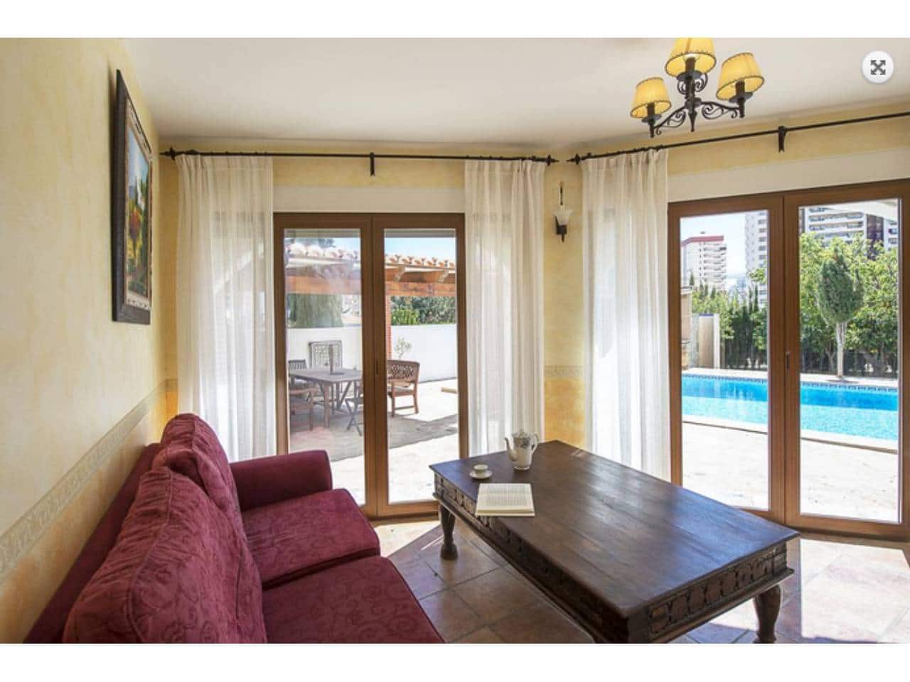 4 chambre Villa/Maison à vendre à Calpe / Calp avec piscine garage - 775 000 € (Ref: 9074790)