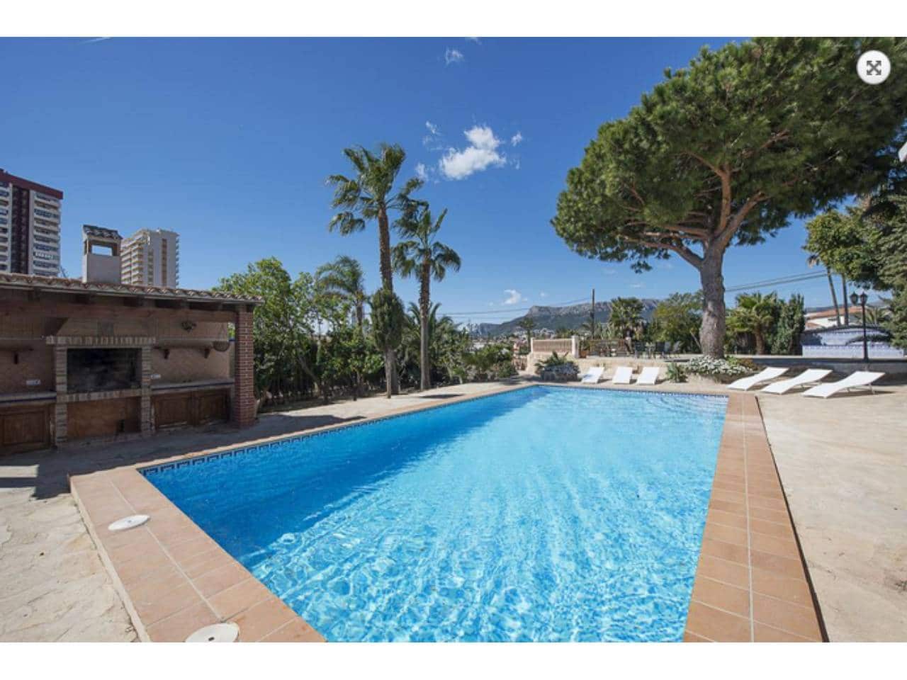 4 chambre Villa/Maison à vendre à Calpe / Calp avec piscine garage - 775 000 € (Ref: 9074790)
