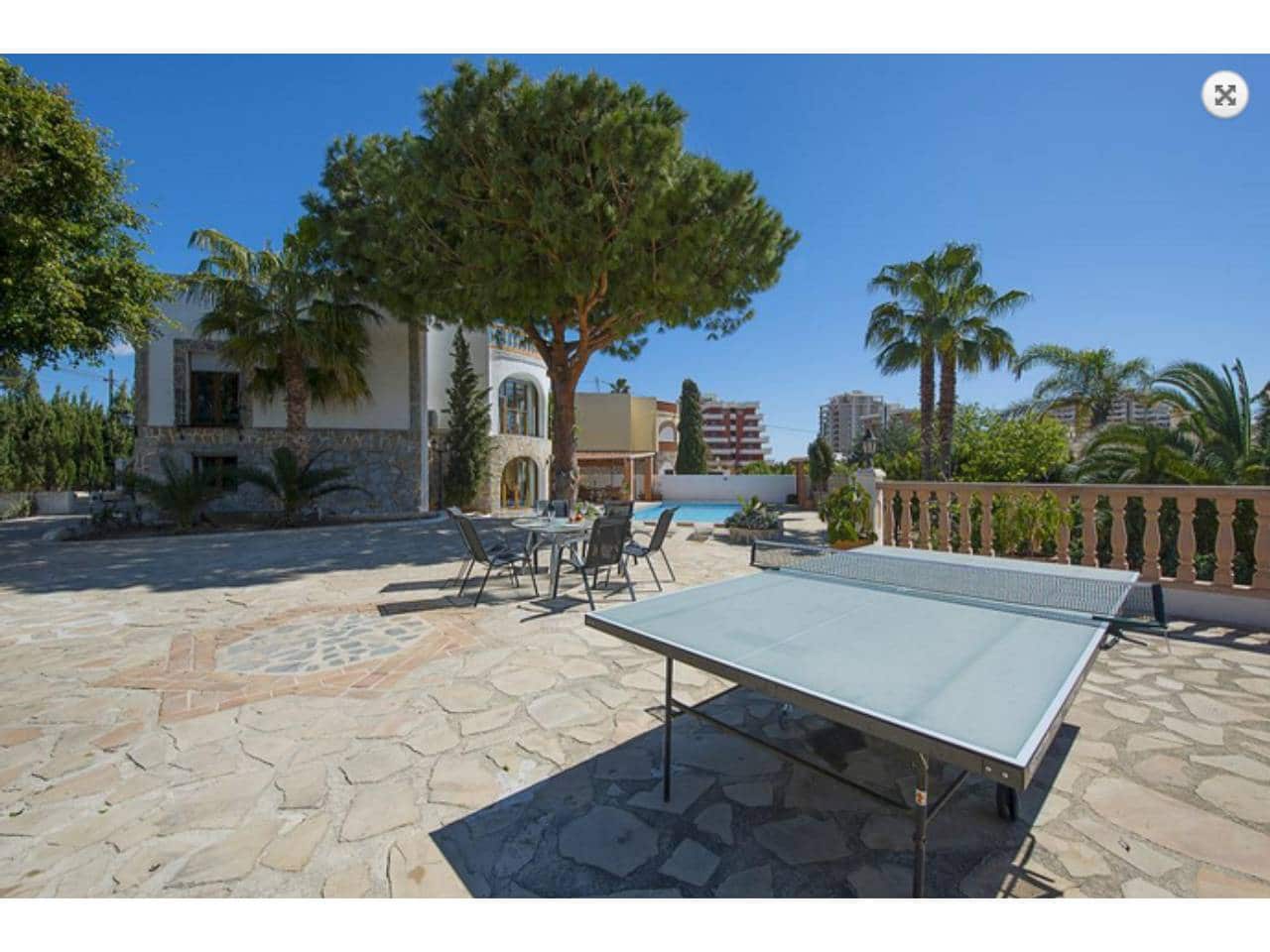 4 chambre Villa/Maison à vendre à Calpe / Calp avec piscine garage - 775 000 € (Ref: 9074790)