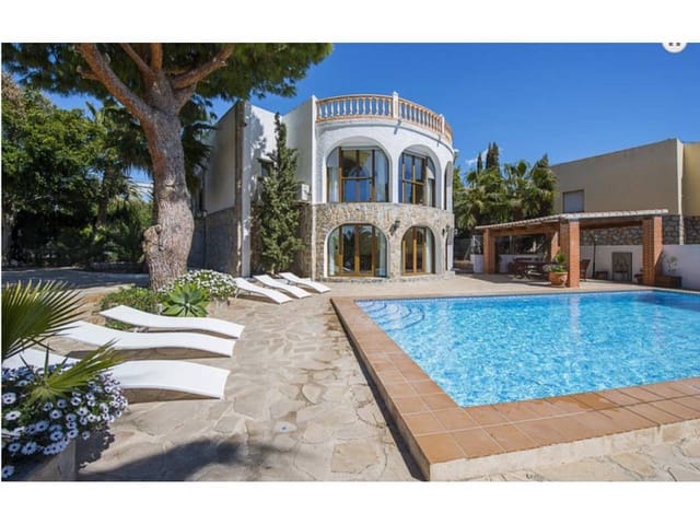 4 chambre Villa/Maison à vendre à Calpe / Calp avec piscine garage - 775 000 € (Ref: 9074790)