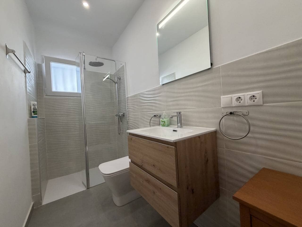 2 sypialnia Dom na sprzedaż w Oliva z basenem garażem - 219 000 € (Ref: 9088436)