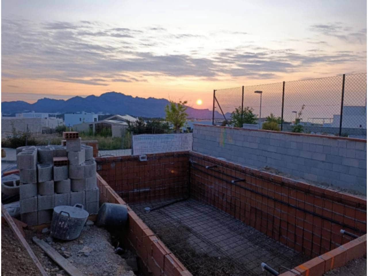 3 Zimmer Villa zu verkaufen in Polop mit Pool Garage - 534.000 € (Ref: 9104180)