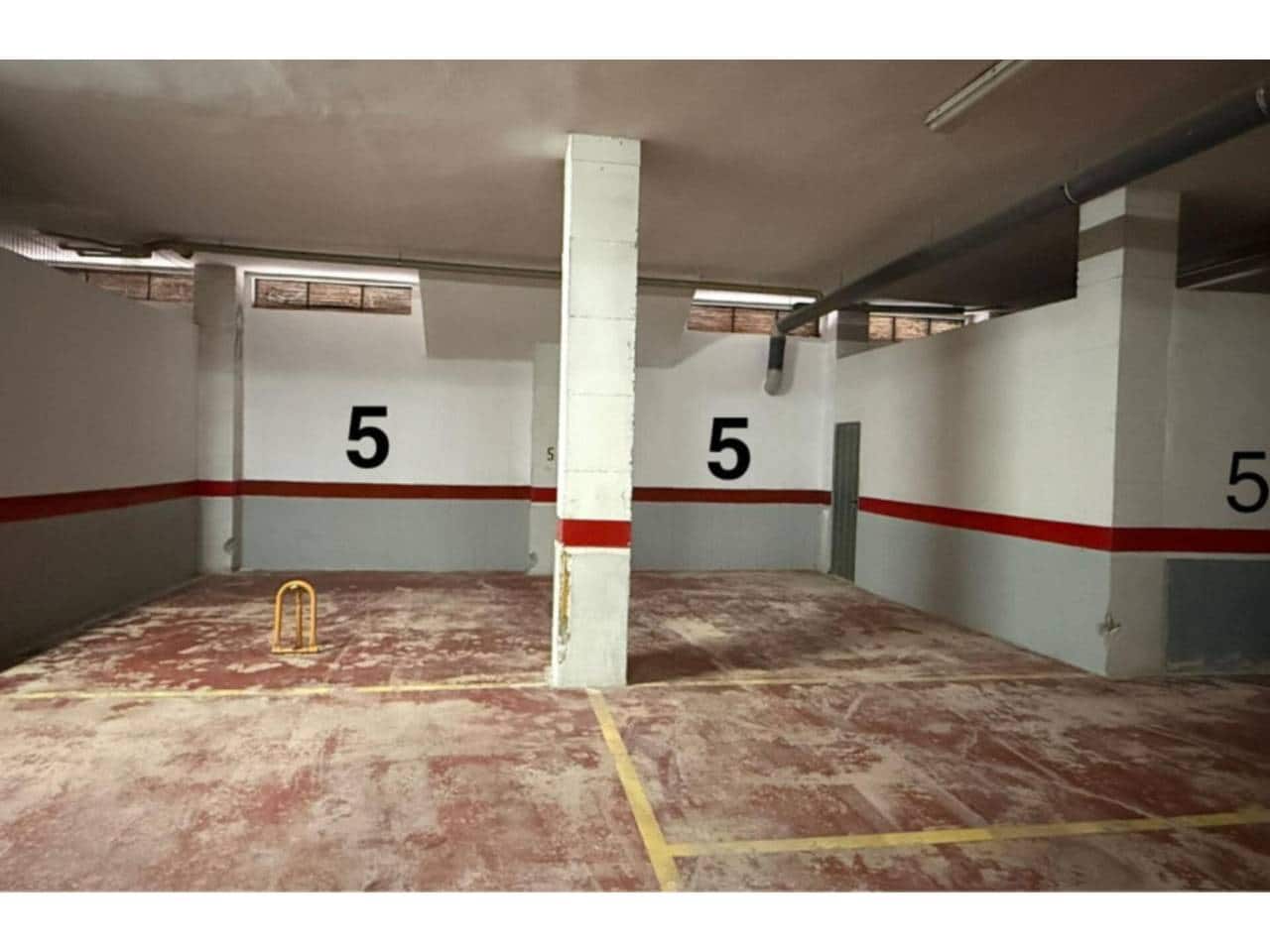 Garage à vendre à Torrevieja - 30 000 € (Ref: 9111758)