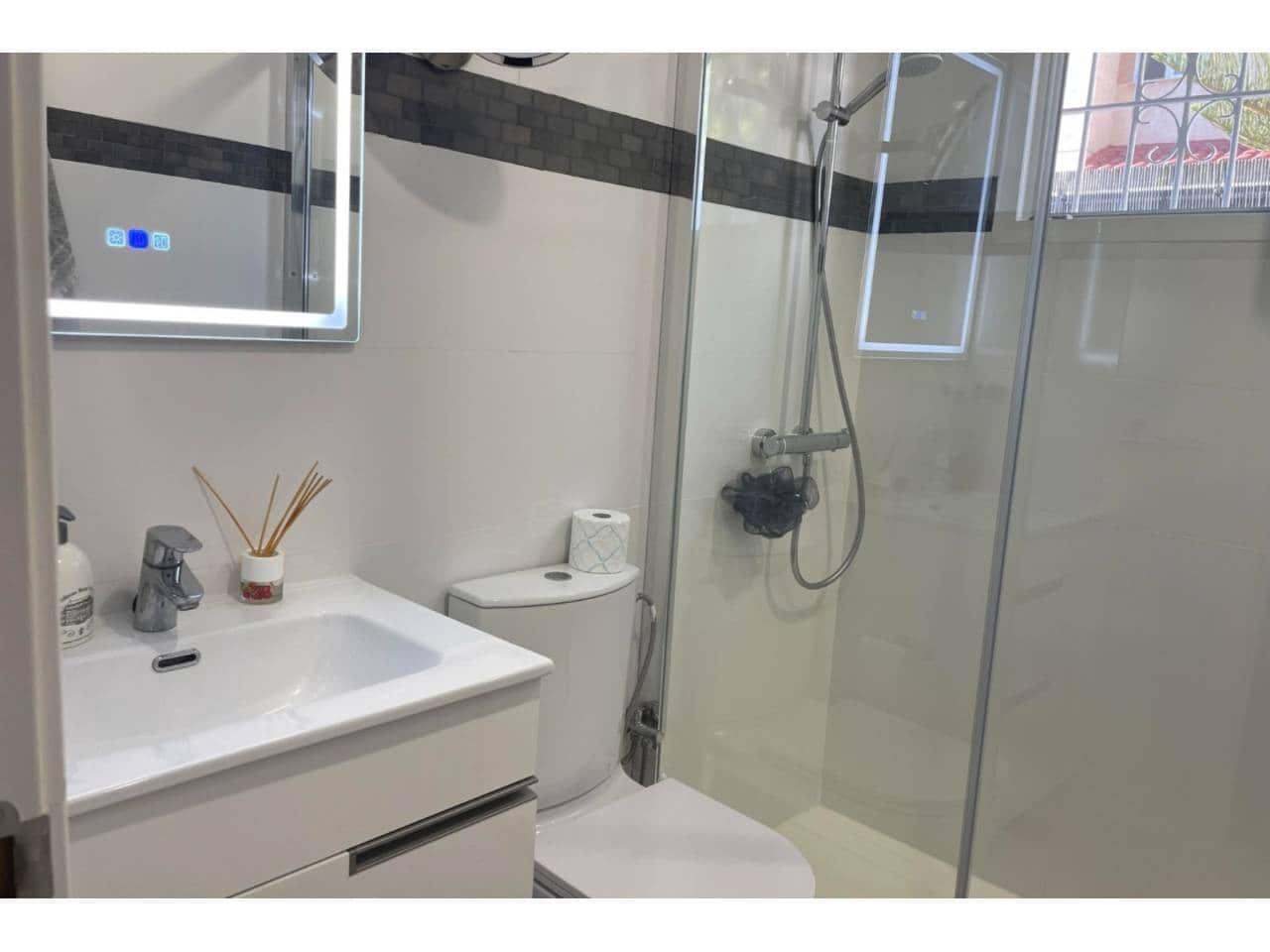 3 quarto Apartamento para venda em Torrevieja com piscina garagem - 185 000 € (Ref: 9116576)