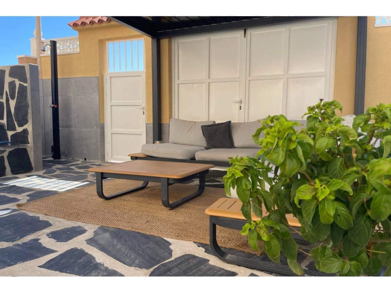 3 quarto Apartamento para venda em Torrevieja com piscina garagem - 185 000 € (Ref: 9116576)