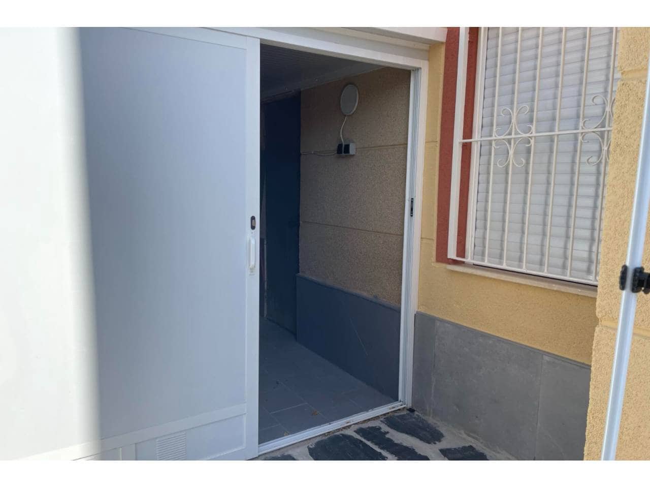 3 quarto Apartamento para venda em Torrevieja com piscina garagem - 185 000 € (Ref: 9116576)