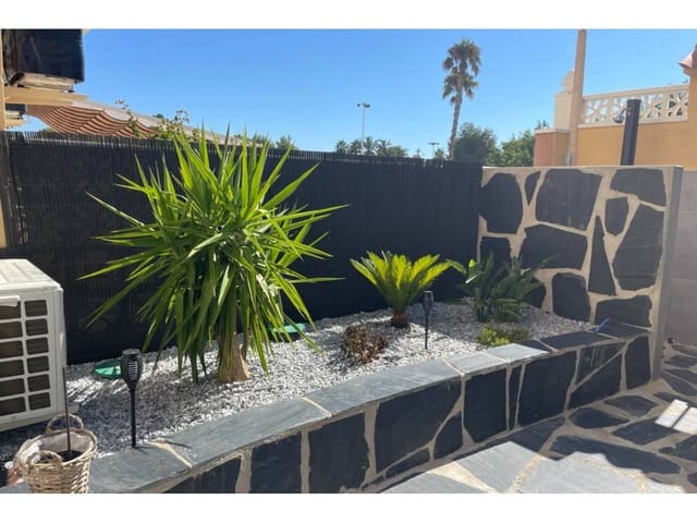 3 quarto Apartamento para venda em Torrevieja com piscina garagem - 185 000 € (Ref: 9116576)