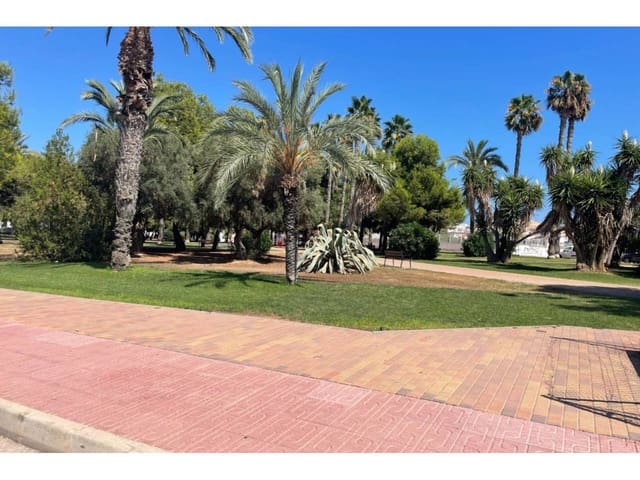 3 quarto Apartamento para venda em Torrevieja com piscina garagem - 185 000 € (Ref: 9116576)