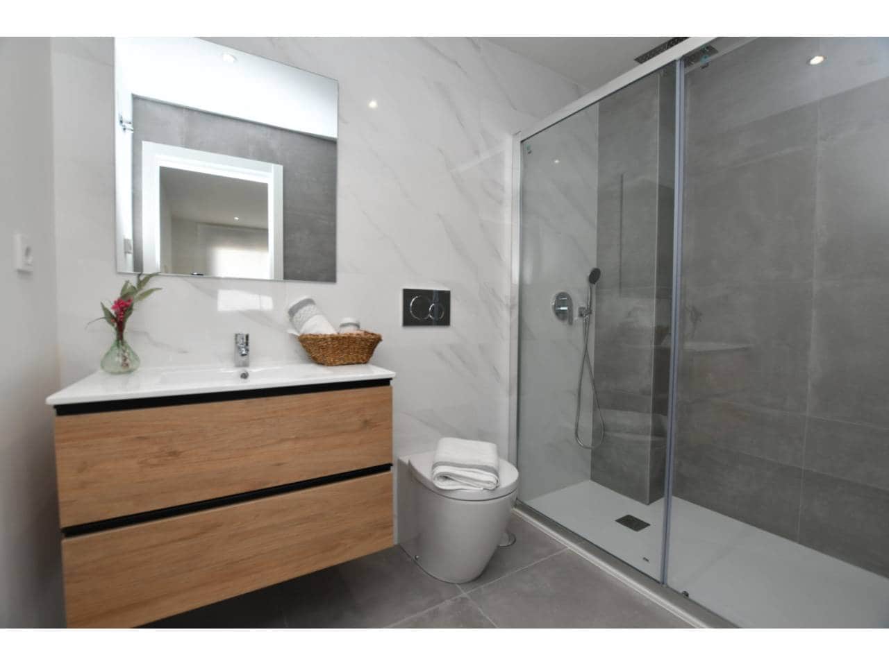 2 bedroom Apartment for sale in Orihuela with pool garage - € 246,000 (Ref: 9133923)