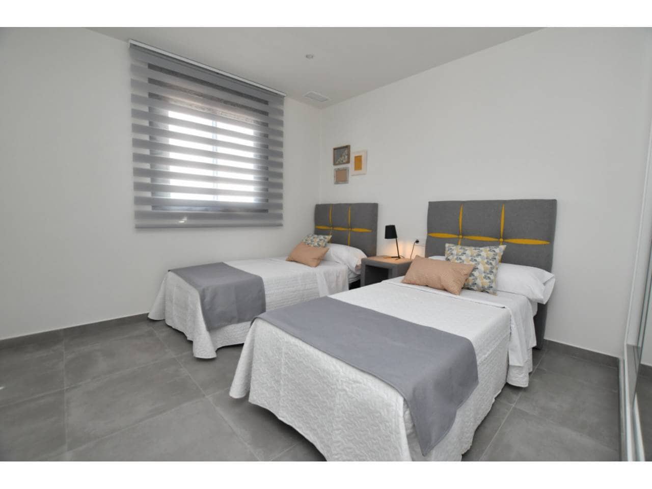 2 bedroom Apartment for sale in Orihuela with pool garage - € 246,000 (Ref: 9133923)