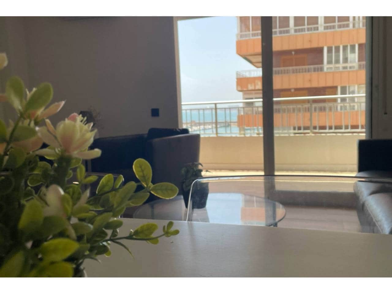 3 Zimmer Apartment zu verkaufen in Torrevieja mit Pool - 290.000 € (Ref: 9136825)