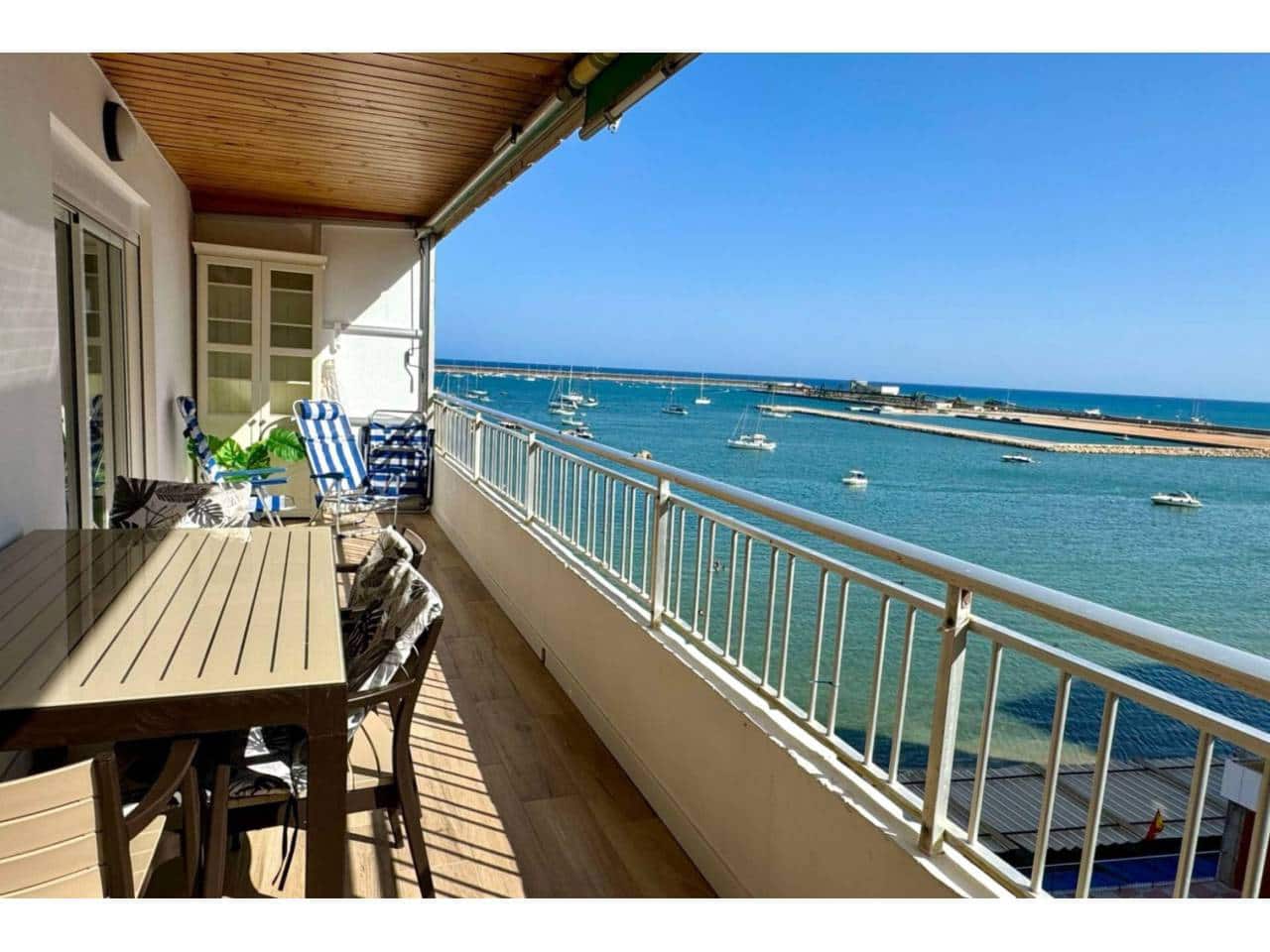 3 Zimmer Apartment zu verkaufen in Torrevieja mit Pool - 290.000 € (Ref: 9136825)