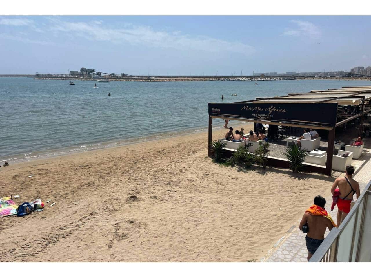 3 Zimmer Apartment zu verkaufen in Torrevieja mit Pool - 290.000 € (Ref: 9136825)