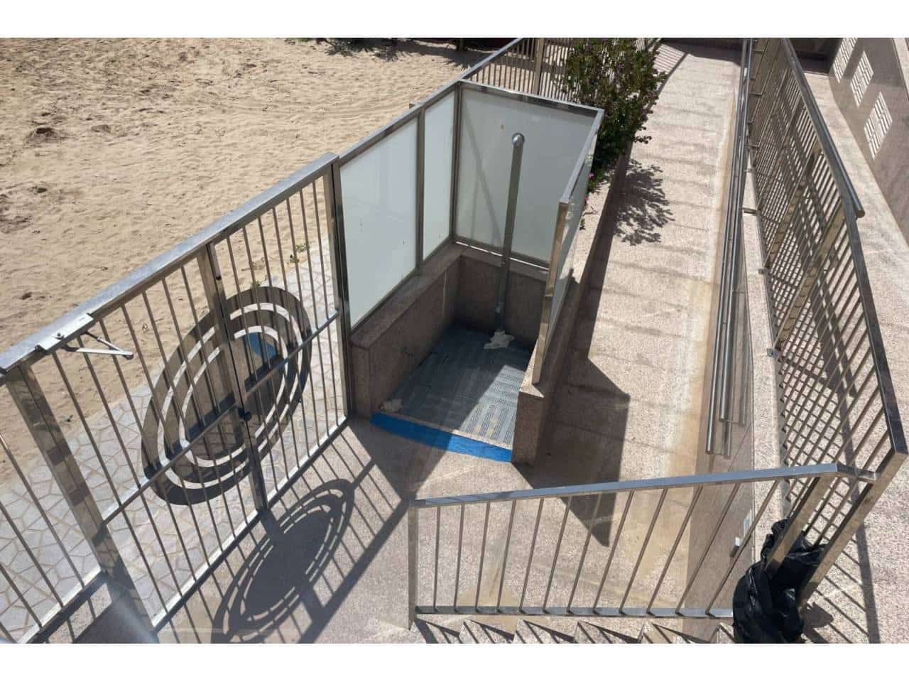 3 Zimmer Apartment zu verkaufen in Torrevieja mit Pool - 290.000 € (Ref: 9136825)