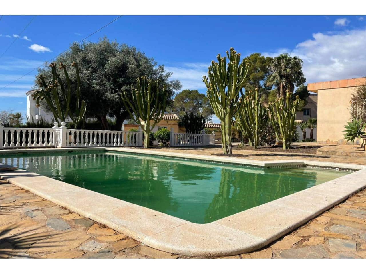 4 bedroom Villa for sale in Orihuela with pool garage - € 510,000 (Ref: 9141236)