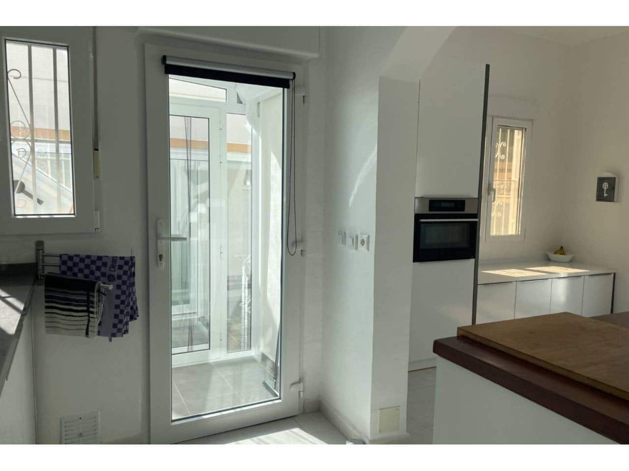 3 chambre Villa/Maison à vendre à Torrevieja avec piscine garage - 370 000 € (Ref: 9141237)