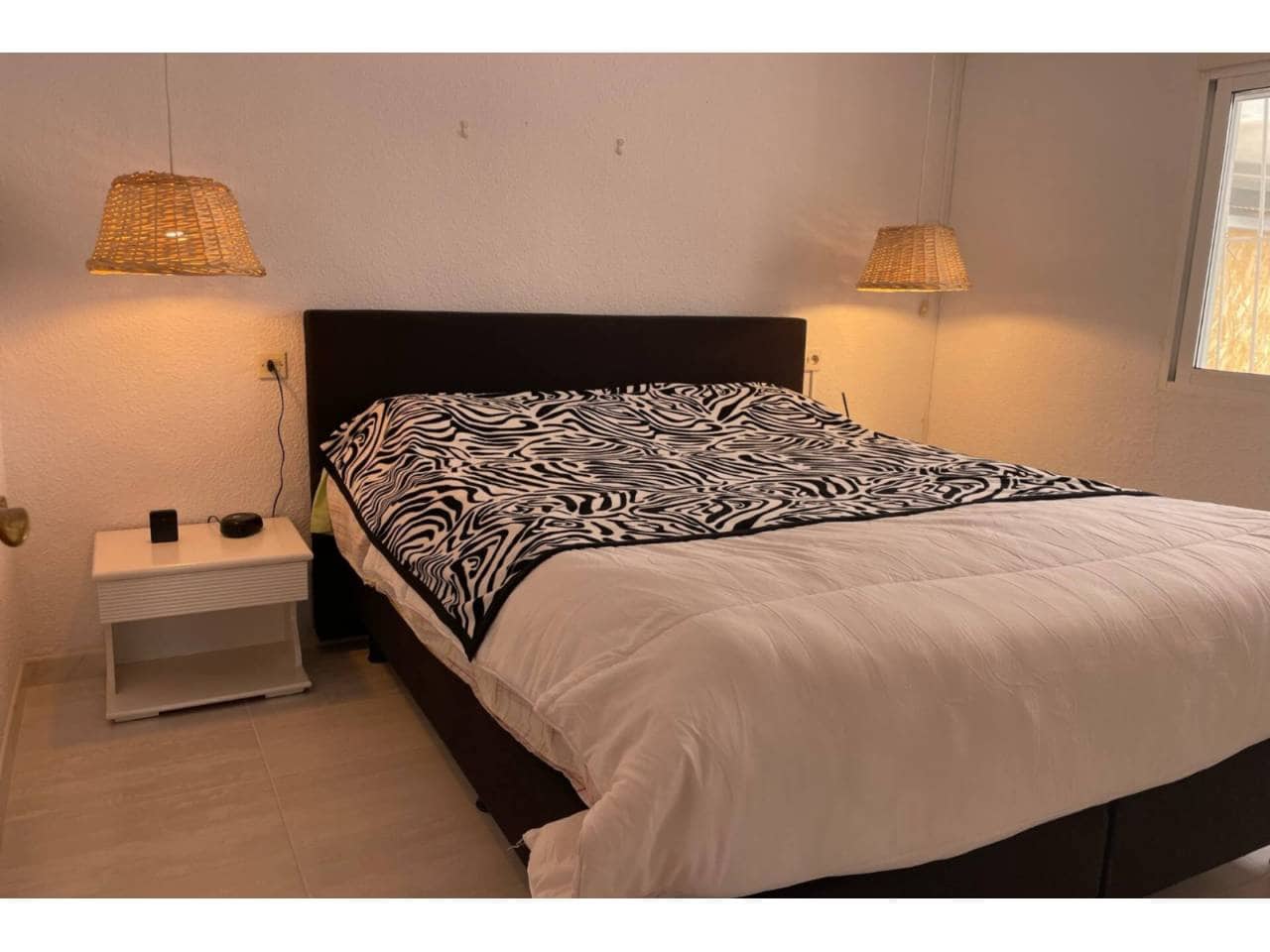 3 chambre Villa/Maison à vendre à Torrevieja avec piscine garage - 370 000 € (Ref: 9141237)