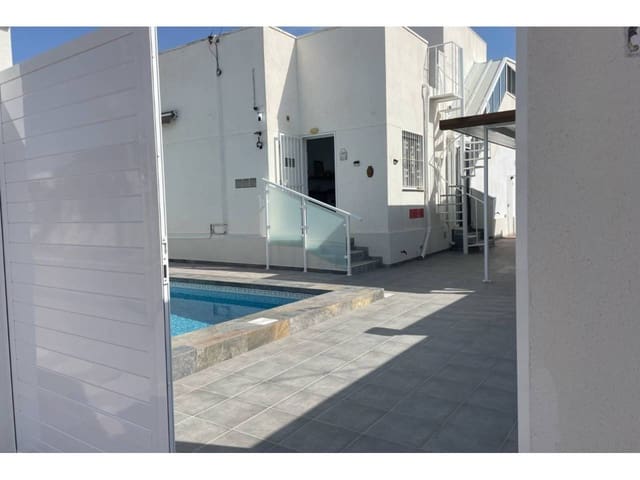 3 chambre Villa/Maison à vendre à Torrevieja avec piscine garage - 370 000 € (Ref: 9141237)