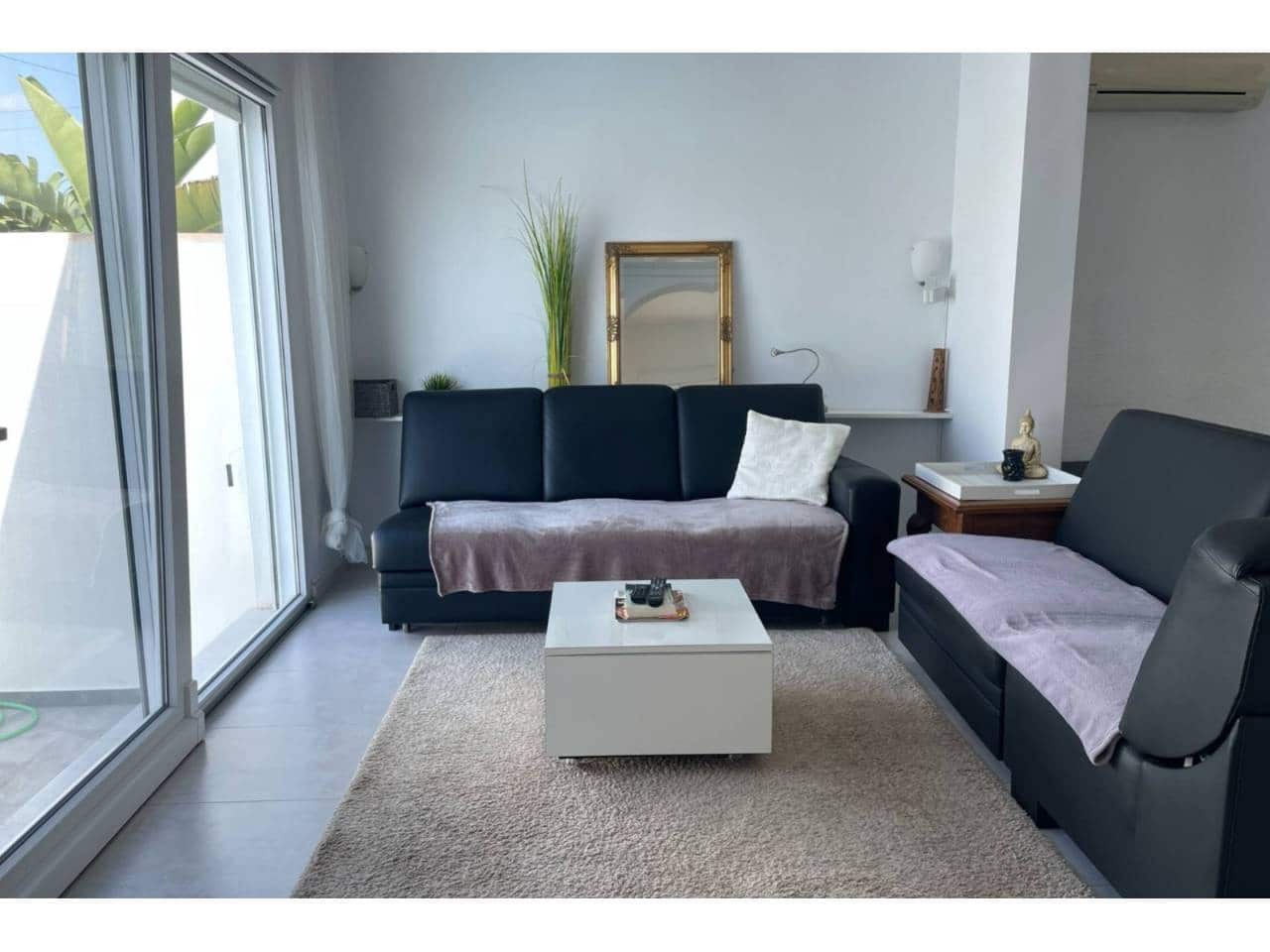 3 chambre Villa/Maison à vendre à Torrevieja avec piscine garage - 370 000 € (Ref: 9141237)