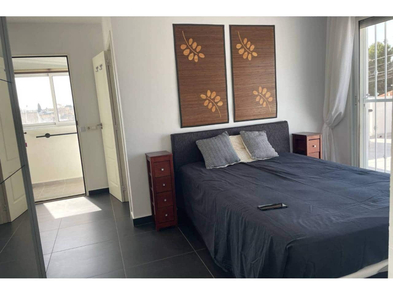 3 chambre Villa/Maison à vendre à Torrevieja avec piscine garage - 370 000 € (Ref: 9141237)